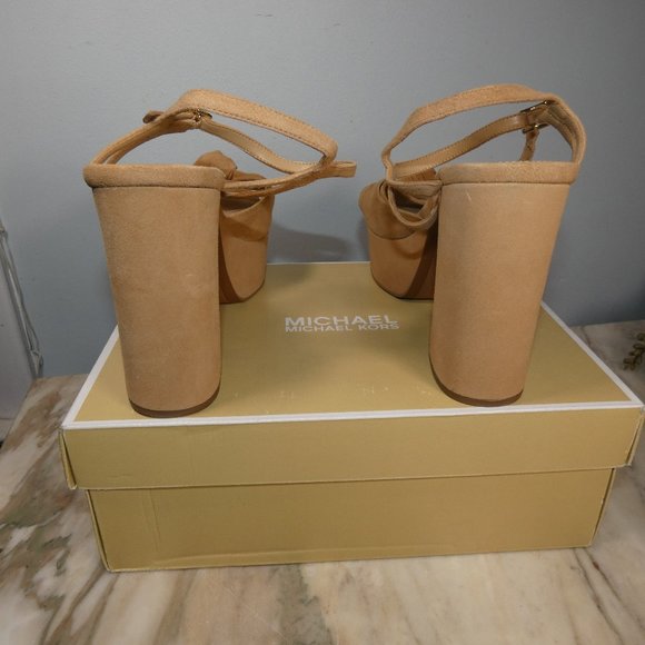 NiB Hard to Find Michael Kors Suri Platform 10 M Peanut Suede Leather - Picture 9 of 11